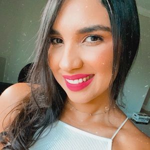Meet your Posher, Aline